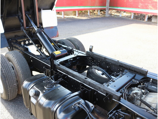 いすゞエルフダンプ小型（2t・3t）[写真14]