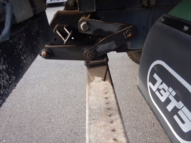 いすゞギガダンプ大型（10t）[写真31]