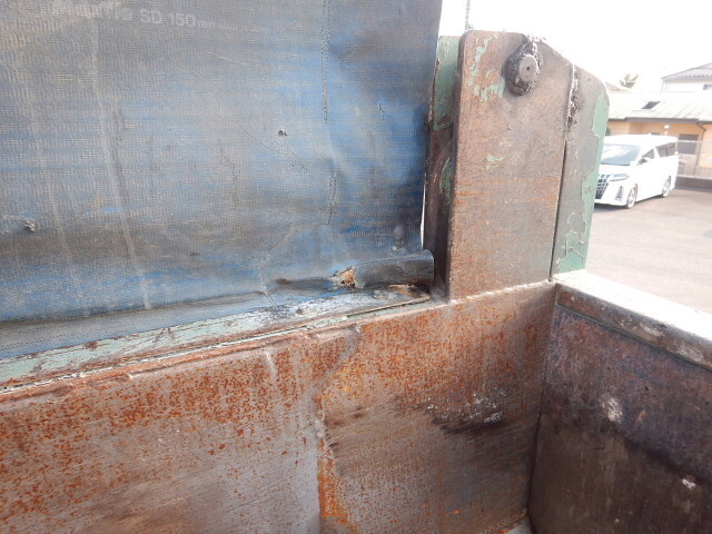 いすゞギガダンプ大型（10t）[写真37]