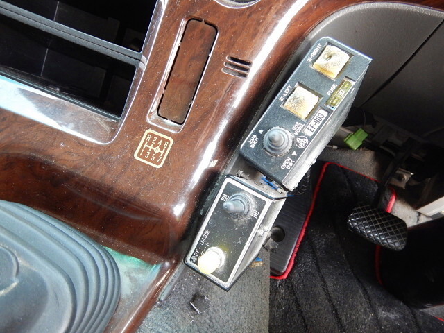 いすゞギガダンプ大型（10t）[写真39]