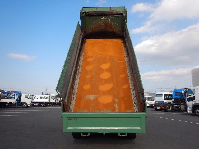 いすゞギガダンプ大型（10t）[写真05]