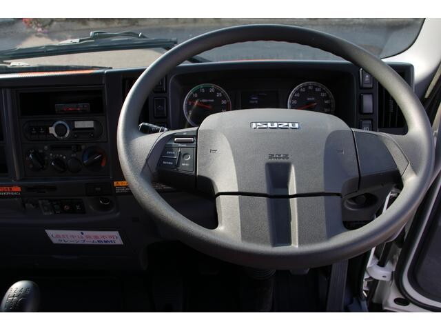 いすゞフォワードクレーン4段中型（4t）[写真28]