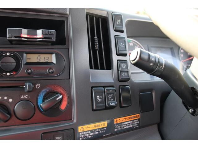 いすゞフォワードクレーン4段中型（4t）[写真31]