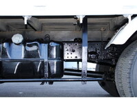 いすゞフォワードクレーン4段中型（4t）[写真17]