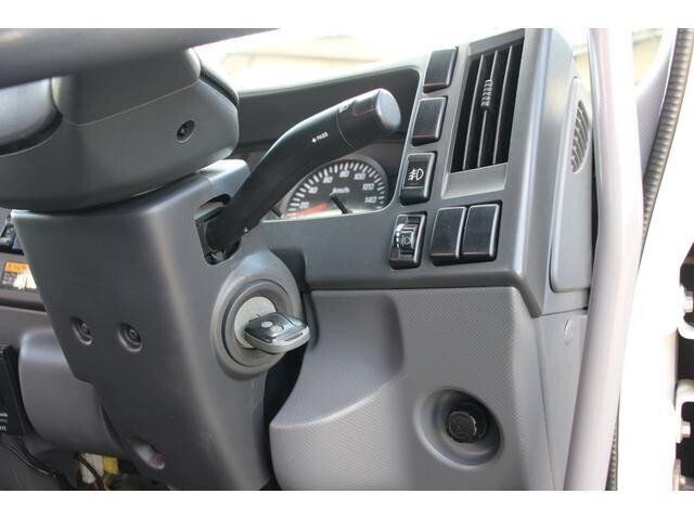 いすゞフォワードクレーン4段中型（4t）[写真30]