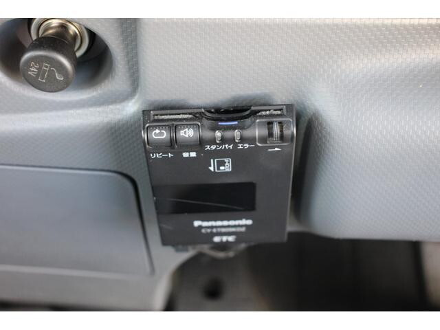 いすゞフォワードクレーン4段中型（4t）[写真34]