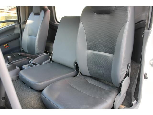 いすゞフォワードクレーン4段中型（4t）[写真35]