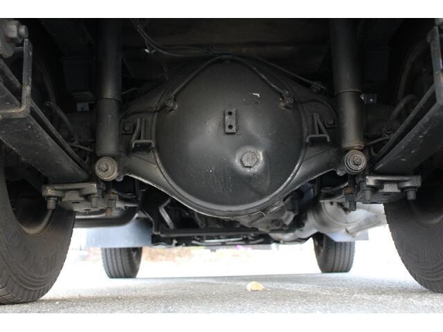 三菱ふそうキャンター平ボディ小型（2t・3t）[写真20]