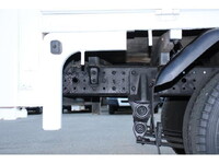 三菱ふそうキャンター平ボディ小型（2t・3t）[写真22]