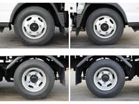 三菱ふそうキャンター平ボディ小型（2t・3t）[写真27]