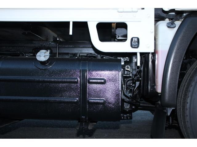 日野デュトロ平ボディ小型（2t・3t）[写真23]