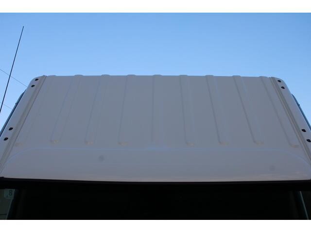 日野デュトロ平ボディ小型（2t・3t）[写真24]