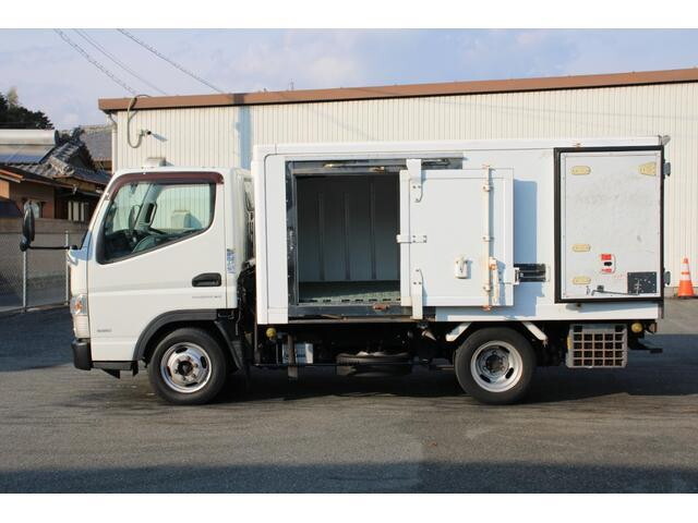 三菱ふそうキャンター冷凍車（冷蔵車）小型（2t・3t）[写真15]