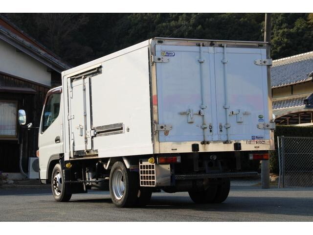 三菱ふそうキャンター冷凍車（冷蔵車）小型（2t・3t）[写真02]