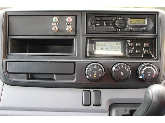 三菱ふそうキャンター冷凍車（冷蔵車）小型（2t・3t）[写真30]