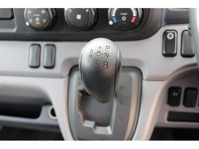 三菱ふそうキャンター冷凍車（冷蔵車）小型（2t・3t）[写真33]