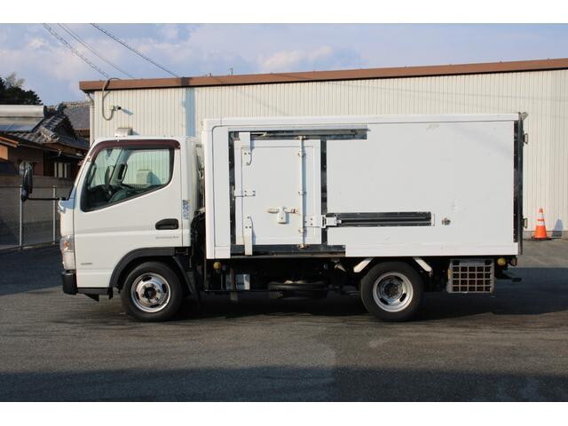 三菱ふそうキャンター冷凍車（冷蔵車）小型（2t・3t）[写真08]