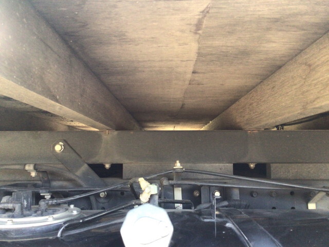 三菱ふそうキャンターアルミブロック小型（2t・3t）[写真23]