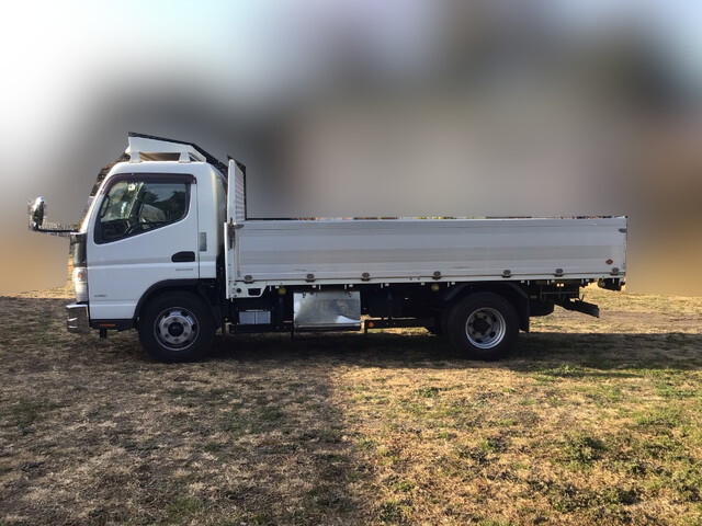 三菱ふそうキャンターアルミブロック小型（2t・3t）[写真05]