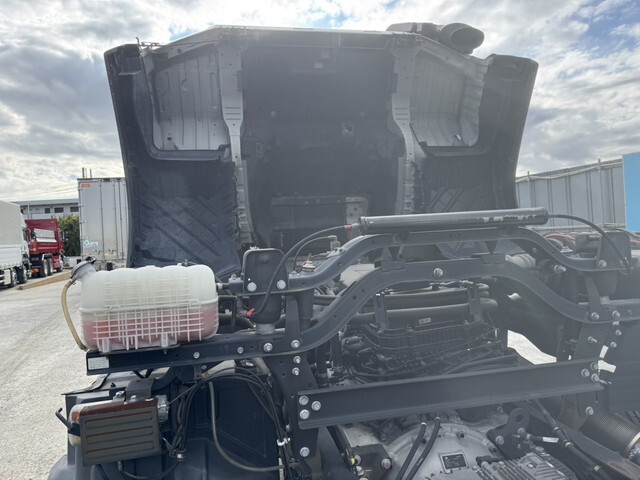 UDトラックスクオンシャーシ大型（10t）[写真11]