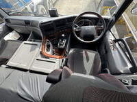 UDトラックスクオンシャーシ大型（10t）[写真19]