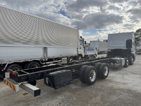 UDトラックスクオンシャーシ大型（10t）[写真05]