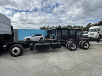 UDトラックスクオンシャーシ大型（10t）[写真09]