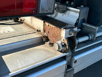 いすゞエルフ冷蔵冷凍ウイング小型（2t・3t）[写真19]