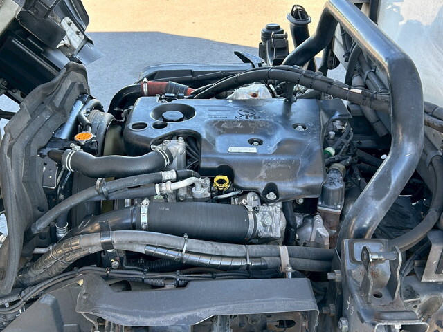 いすゞエルフ冷蔵冷凍ウイング小型（2t・3t）[写真31]