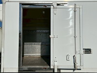 いすゞエルフ冷蔵冷凍ウイング小型（2t・3t）[写真07]