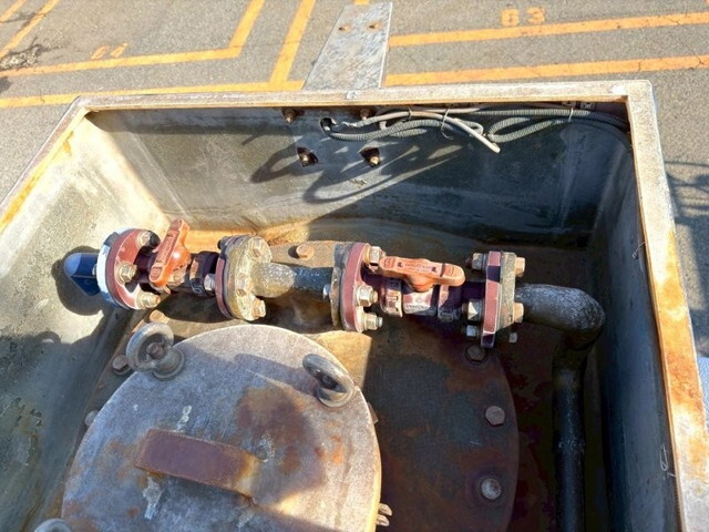 日野デュトロタンク車（タンクローリー）小型（2t・3t）[写真10]