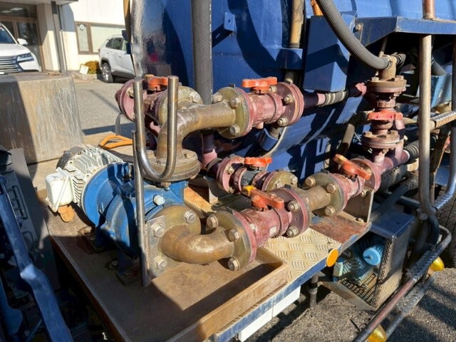 日野デュトロタンク車（タンクローリー）小型（2t・3t）[写真07]