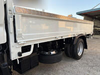 トヨタトヨエース平ボディ小型（2t・3t）[写真15]