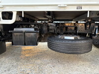 トヨタトヨエース平ボディ小型（2t・3t）[写真16]