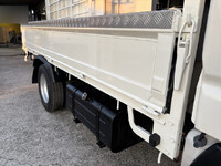 トヨタトヨエース平ボディ小型（2t・3t）[写真19]