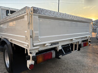 トヨタトヨエース平ボディ小型（2t・3t）[写真04]