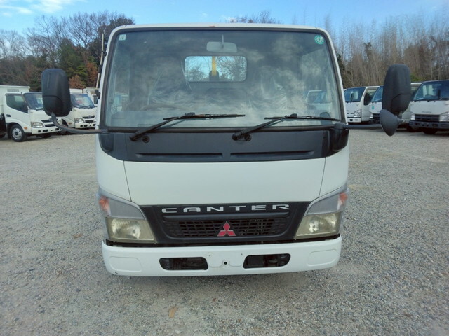 三菱ふそうキャンターコンテナ専用車小型（2t・3t）[写真05]