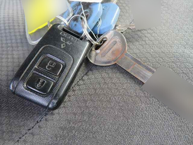 三菱ふそうスーパーグレートコンテナ専用車大型（10t）[写真25]