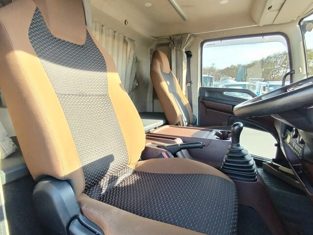 日野レンジャーアルミブロック中型（4t）[写真19]