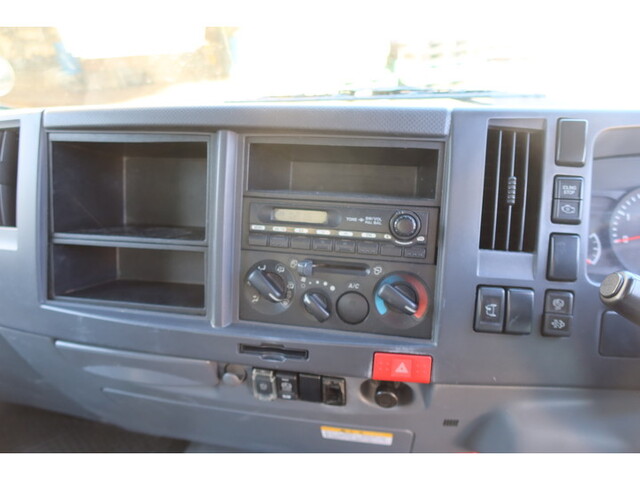 いすゞエルフパッカー車（塵芥車）小型（2t・3t）[写真33]