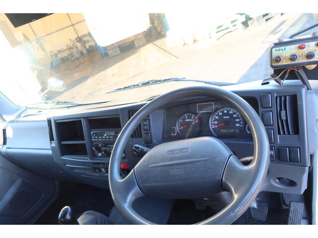 いすゞエルフパッカー車（塵芥車）小型（2t・3t）[写真35]