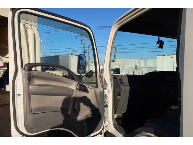 いすゞエルフパッカー車（塵芥車）小型（2t・3t）[写真38]