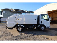 いすゞエルフパッカー車（塵芥車）小型（2t・3t）[写真07]