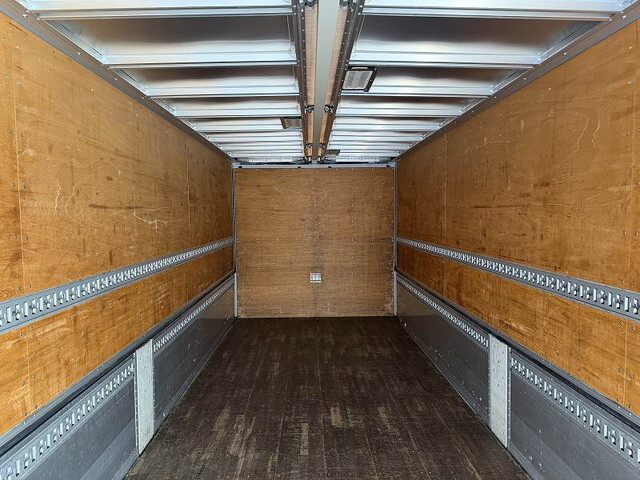 いすゞフォワードアルミバン増トン（6t・8t）[写真11]