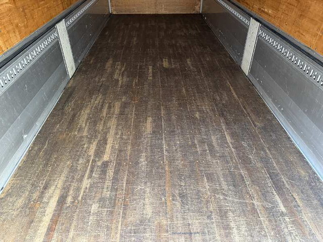 いすゞフォワードアルミバン増トン（6t・8t）[写真12]