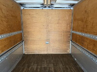 いすゞフォワードアルミバン増トン（6t・8t）[写真17]