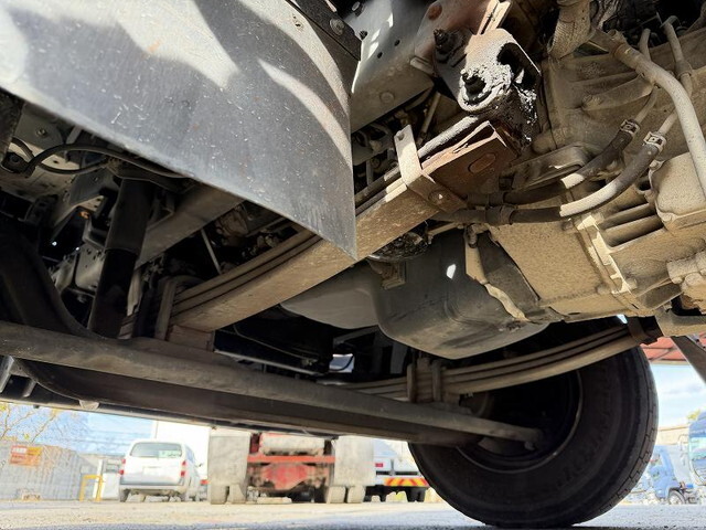 いすゞフォワードアルミバン増トン（6t・8t）[写真23]