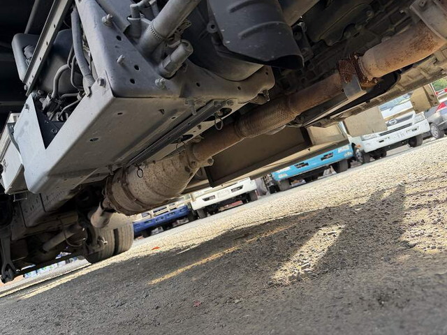 いすゞフォワードアルミバン増トン（6t・8t）[写真29]