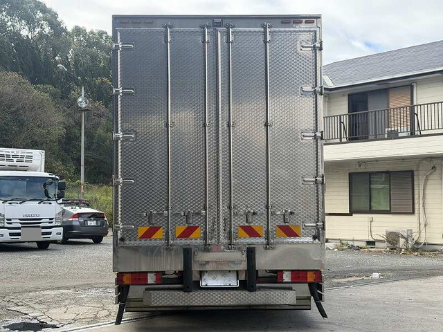 三菱ふそうスーパーグレートアルミウイング大型（10t）[写真07]