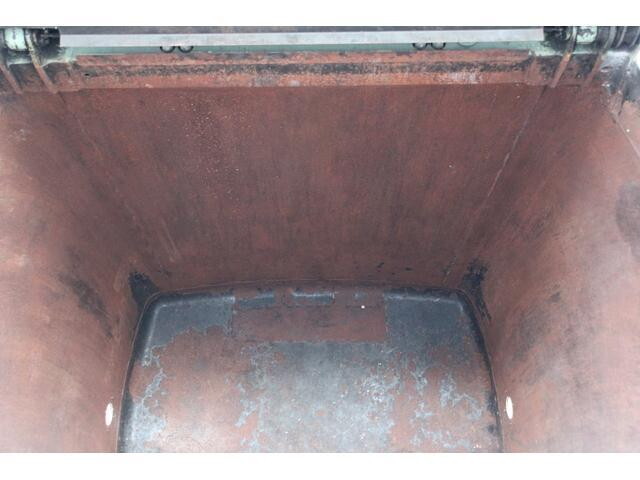 日野デュトロパッカー車（塵芥車）小型（2t・3t）[写真17]